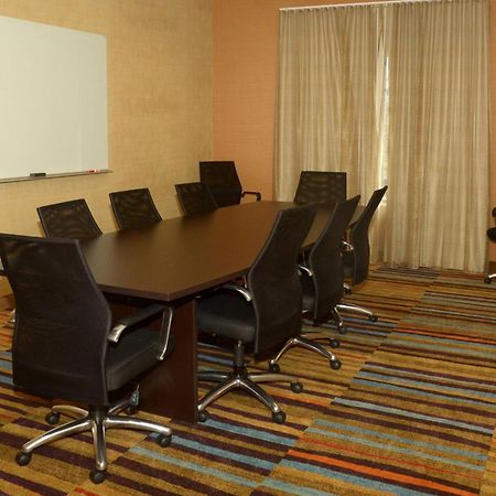 Fairfield Inn & Suites By Marriott Fairmont Dış mekan fotoğraf