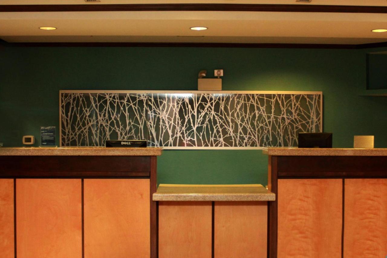 Fairfield Inn & Suites By Marriott Fairmont Dış mekan fotoğraf