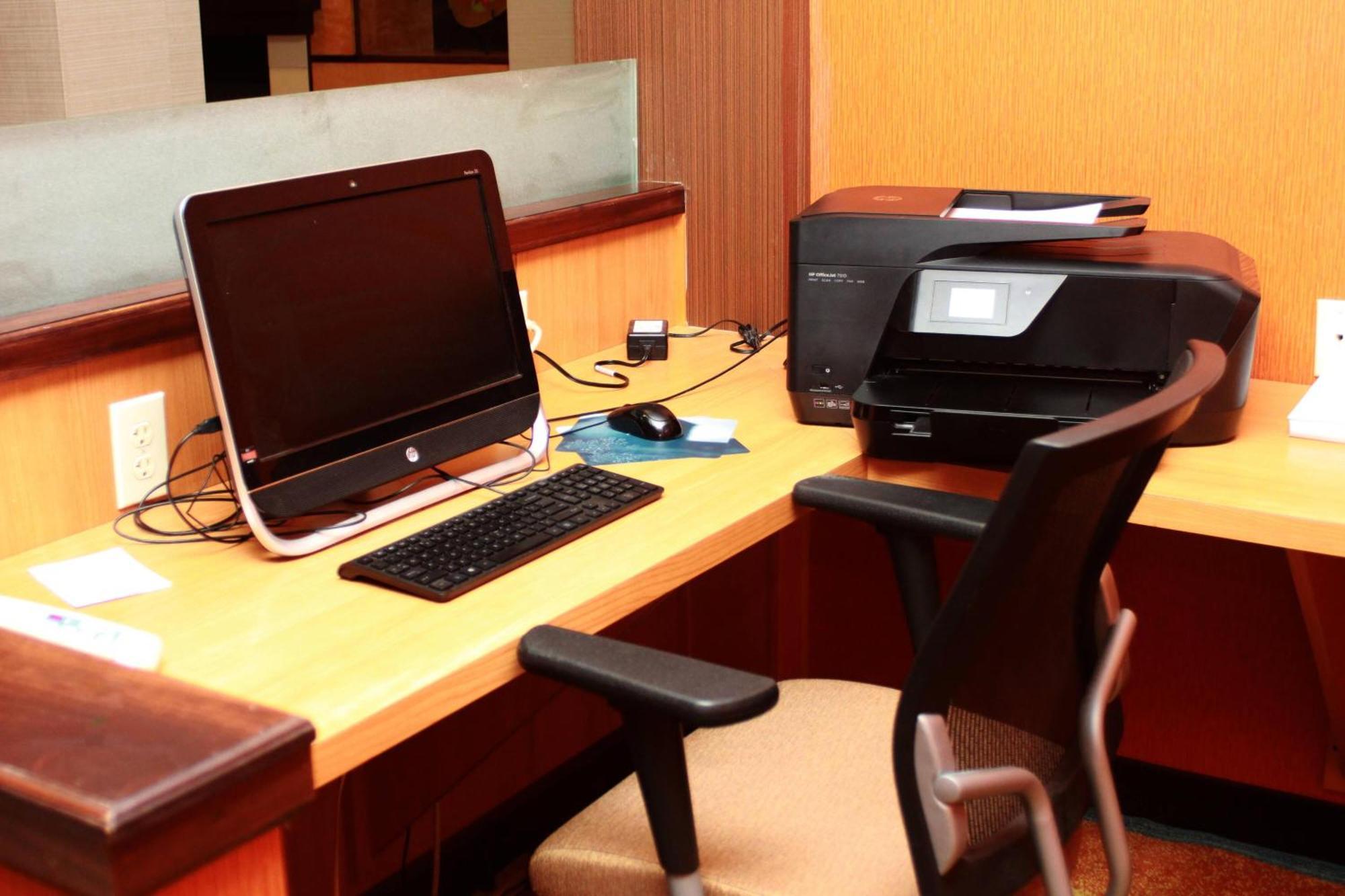 Fairfield Inn & Suites By Marriott Fairmont Dış mekan fotoğraf